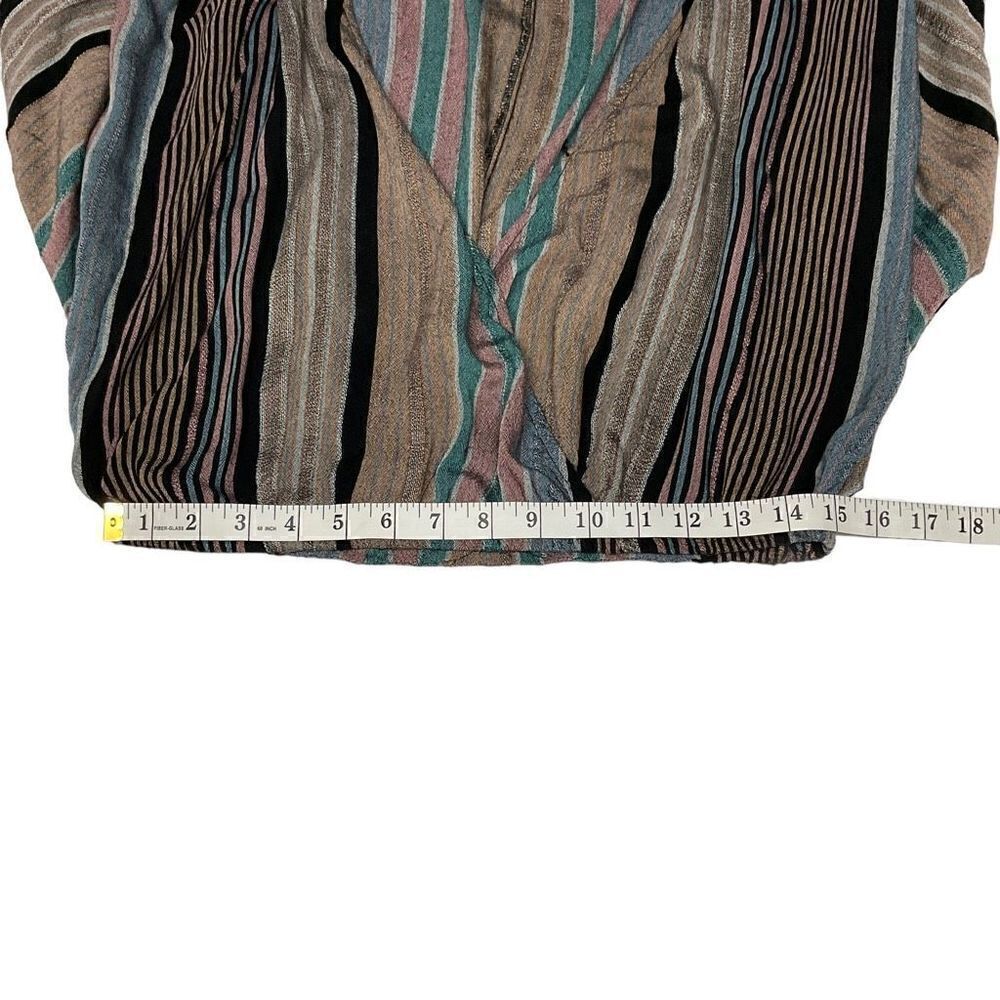 American Eagle Crop Top Surplice Front Black Tan Grey Stripe Clasp Closure Small - Picture 5 of 9